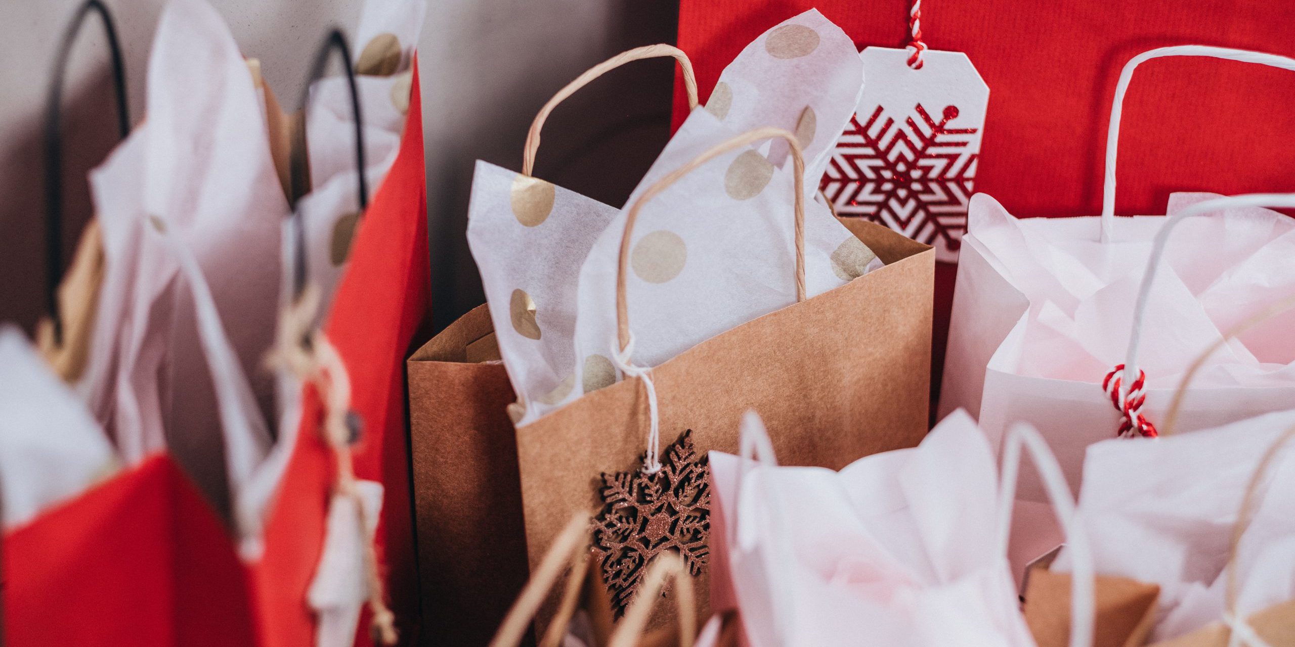Apps for Surviving Christmas Shopping Apps for Surviving Christmas Shopping